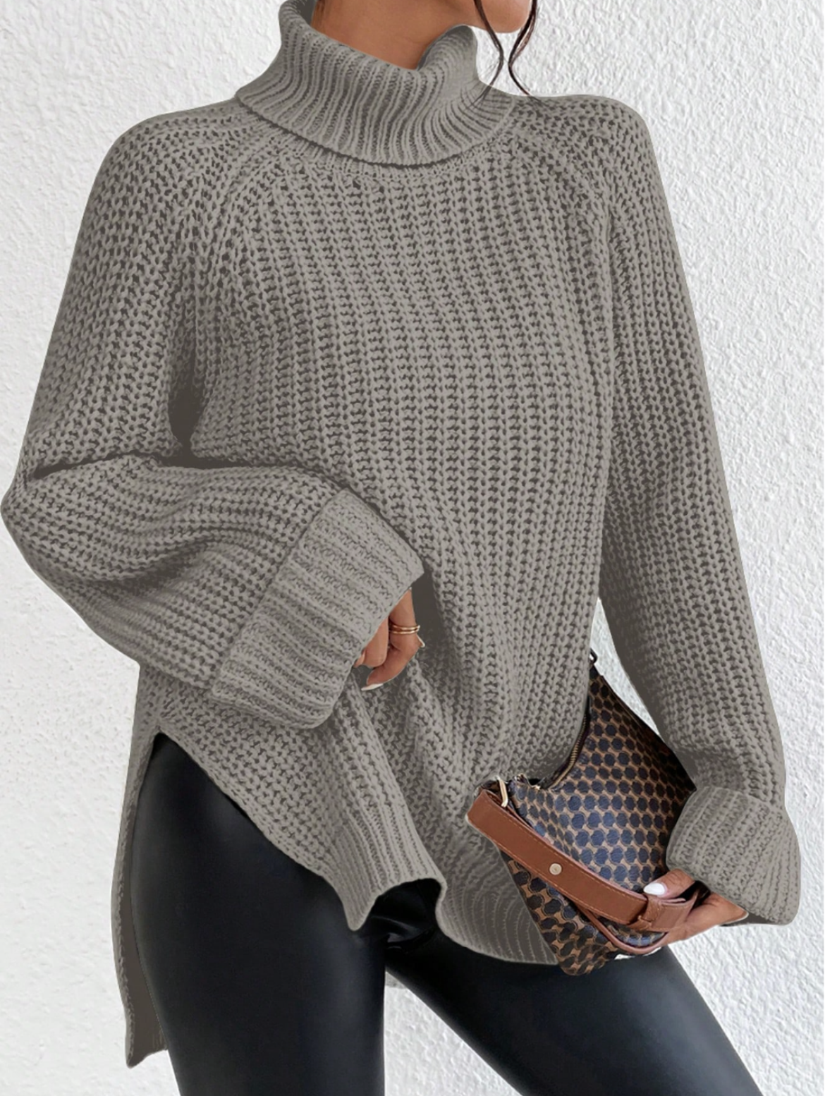 ROMY | TURTLE NECK SWEATER