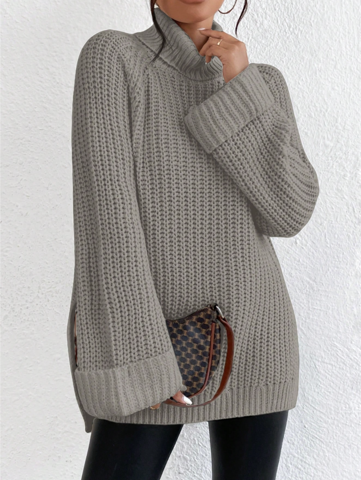 ROMY | TURTLE NECK SWEATER