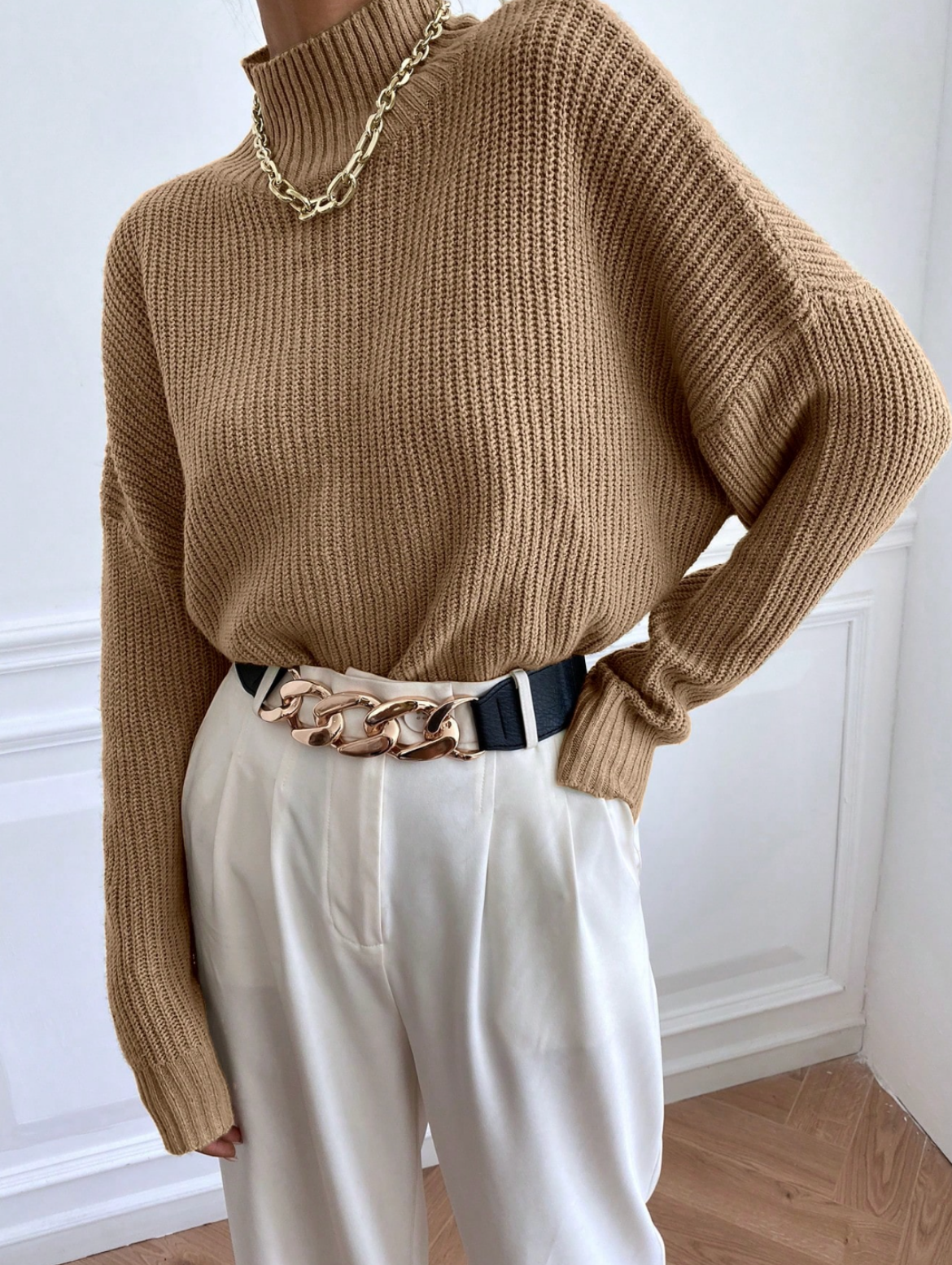 LANA | TURTLE NECK SWEATER