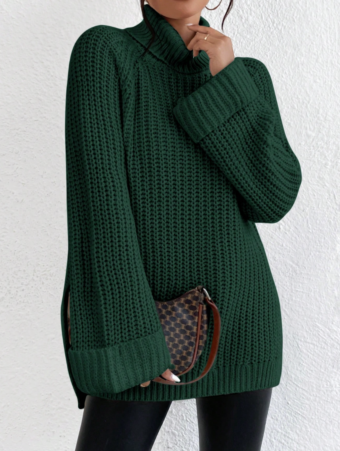 ROMY | TURTLE NECK SWEATER